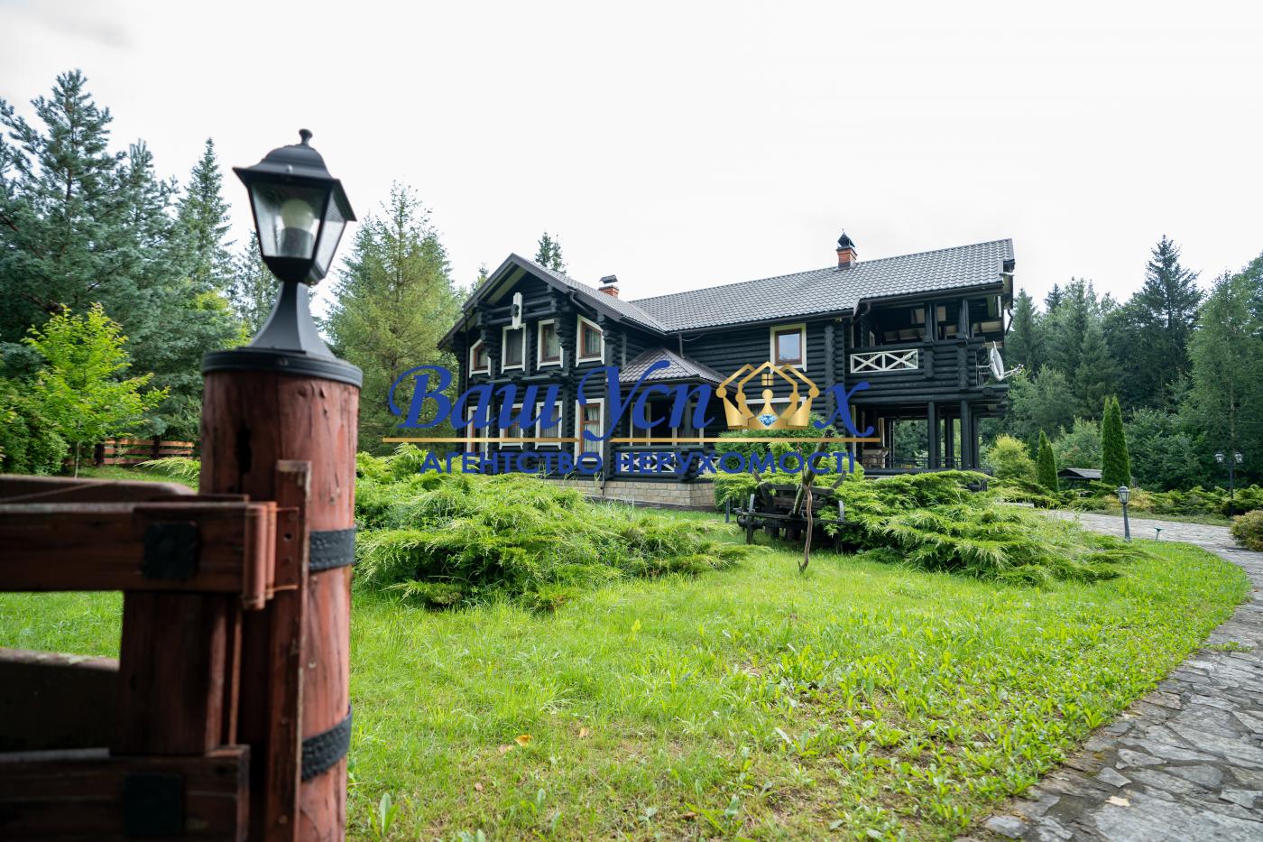Продаж будинка  в селищі Гута, Івано-Франківської області.