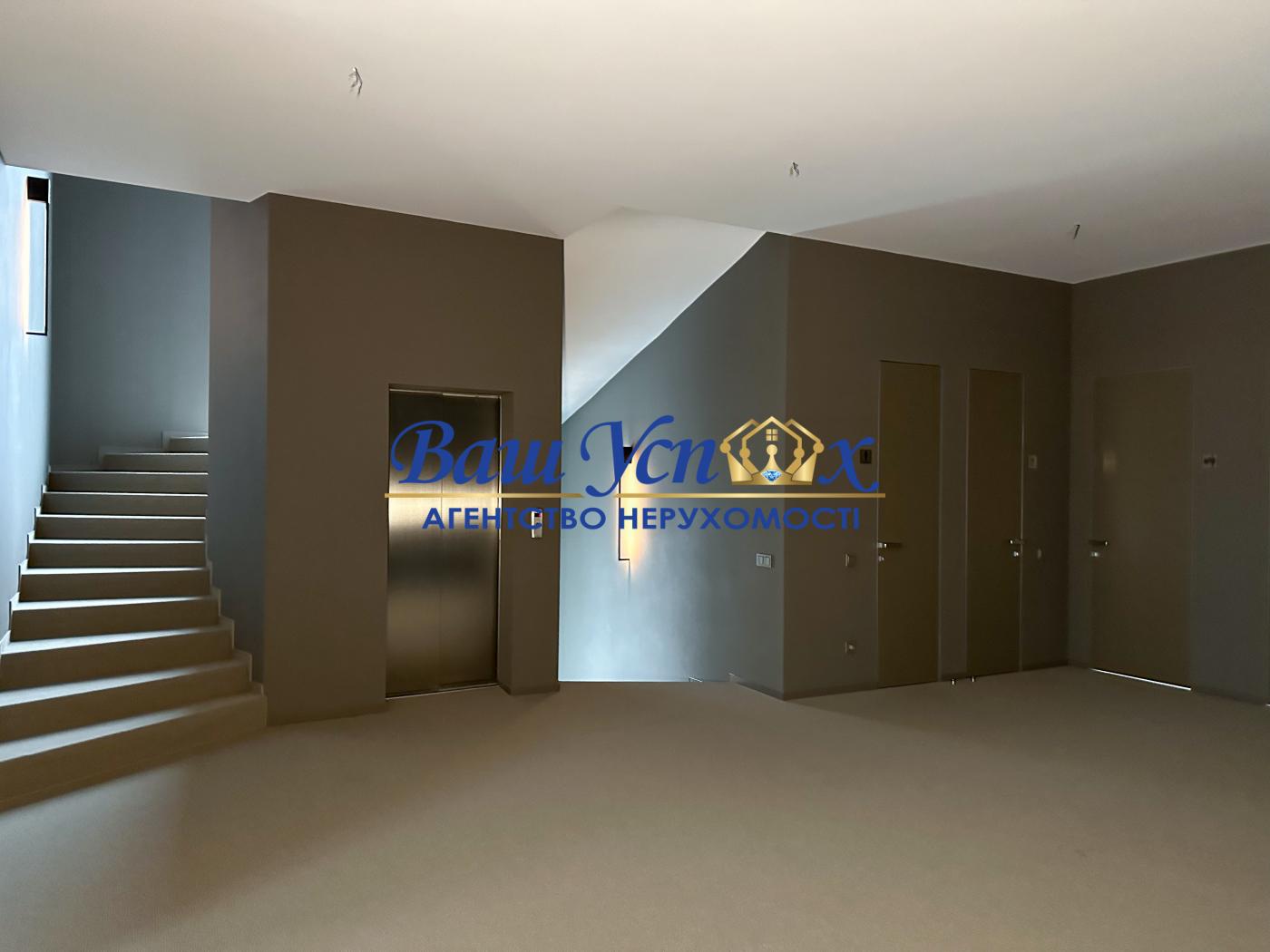 Продажа офисного помещения в центре Киева. ул Новоселицкая 7