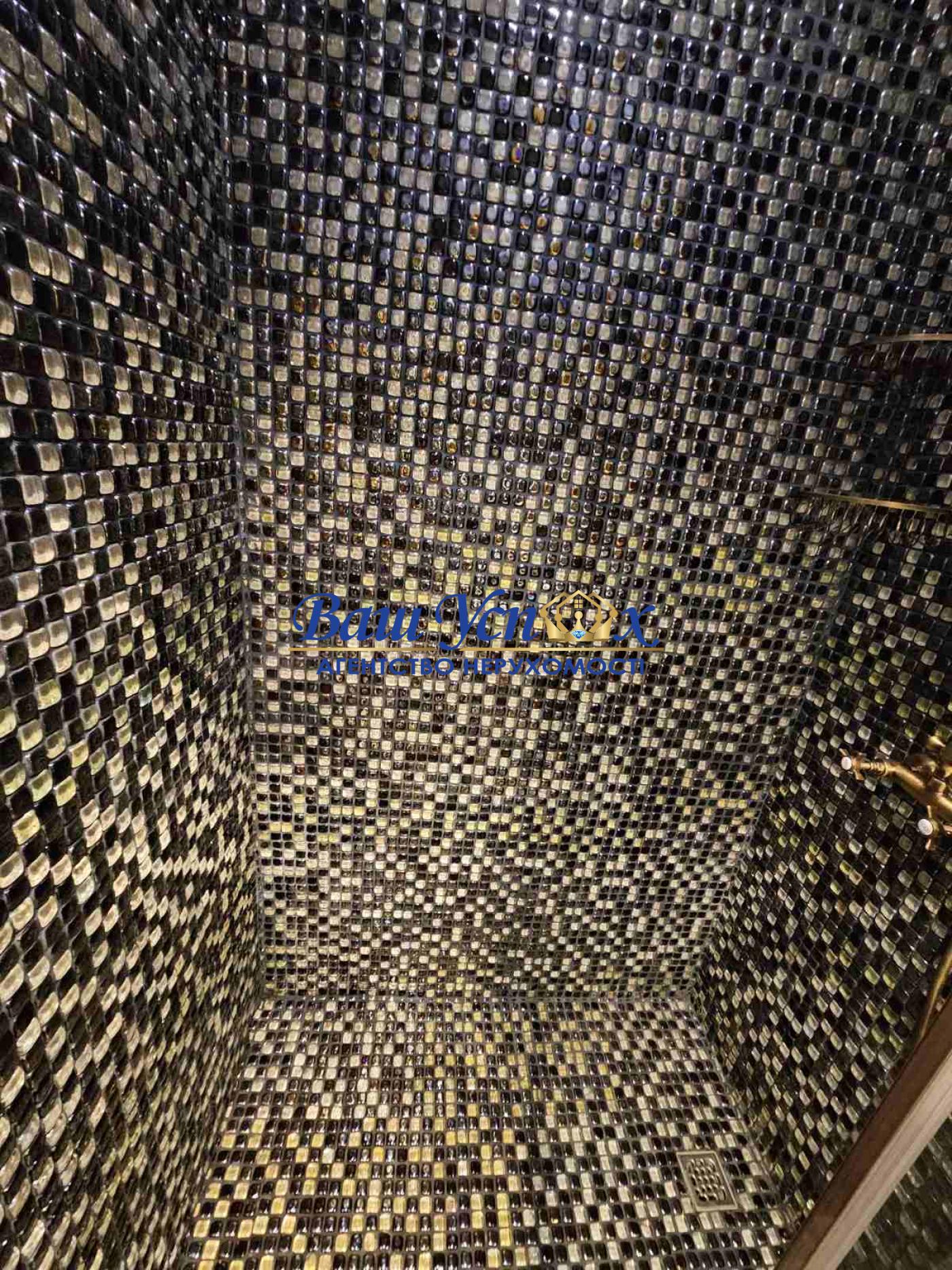 Продажа  4 комнатная  с ремонтом . Подол, ул Щекавицкая 30-39