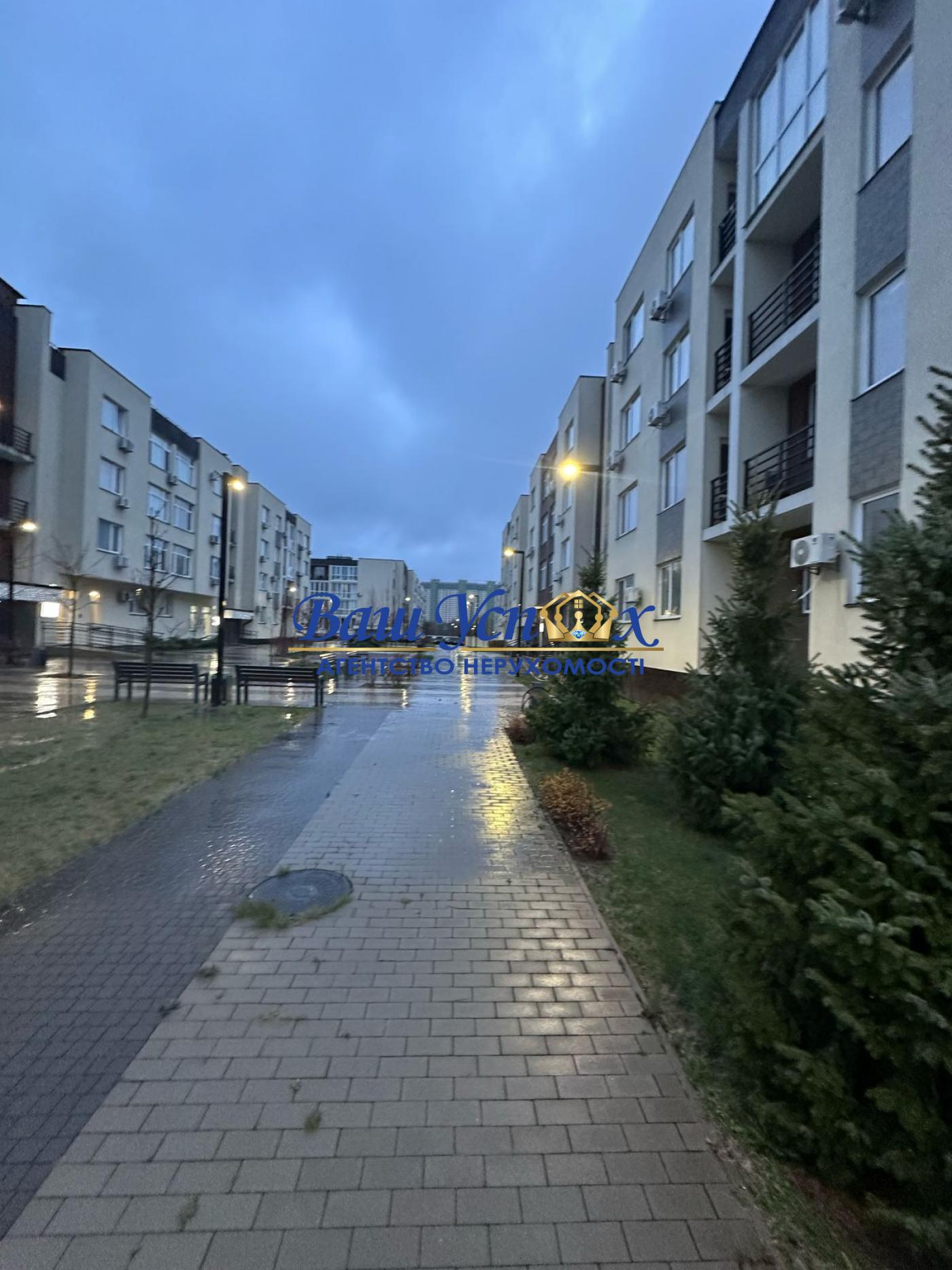Продаж 1 ком  смарт квартиры в цокольном этаже. ЖК PARKLAND