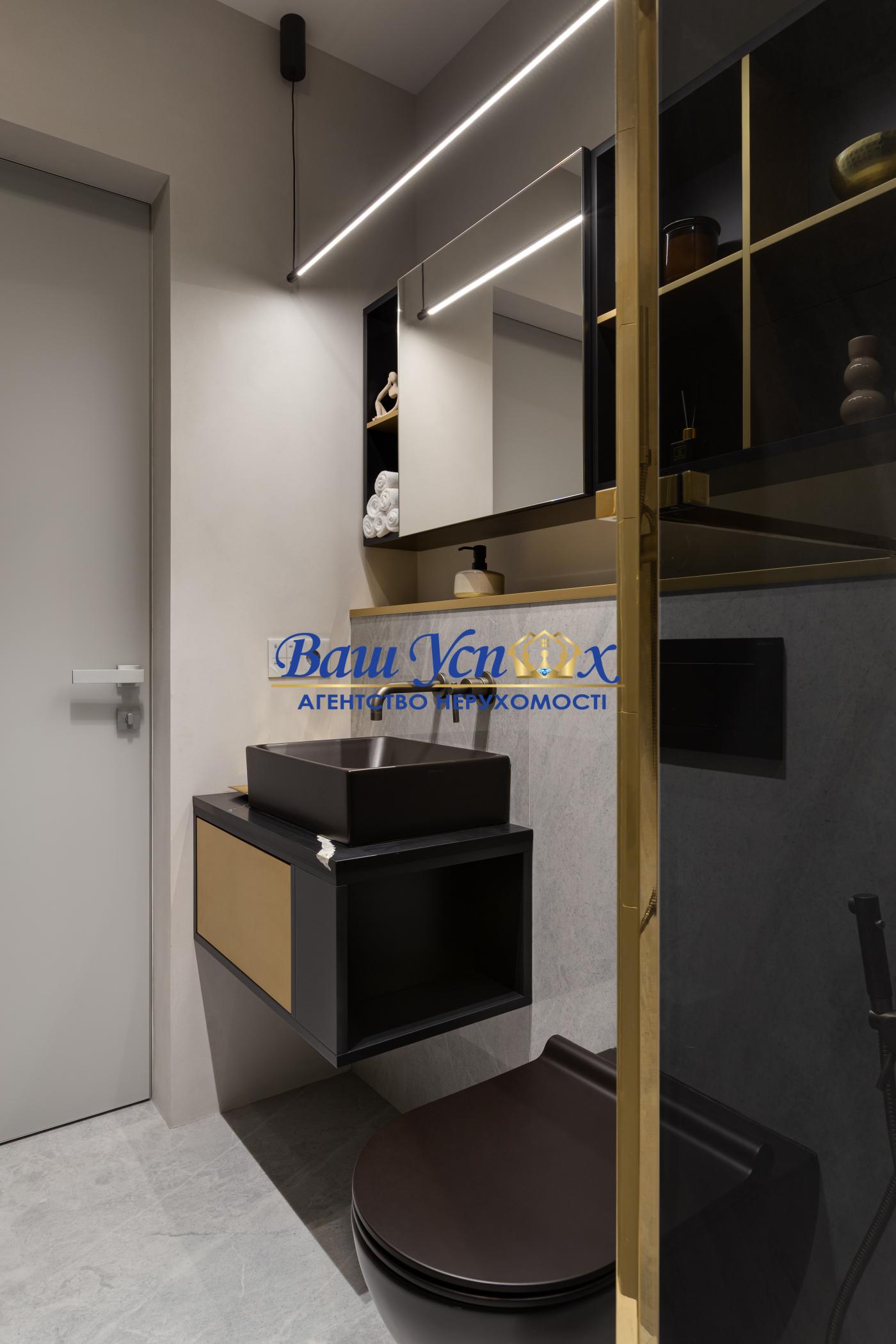 Перша здача. ЖК Park Avenue VIP .Квартира проти парку і озера.
