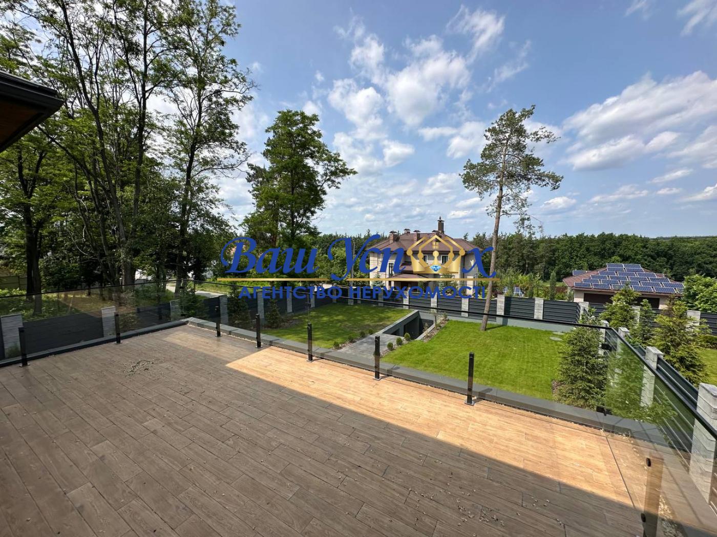 Продаж будинка з ремонтом село Вита-почтовая. Бомбосховища