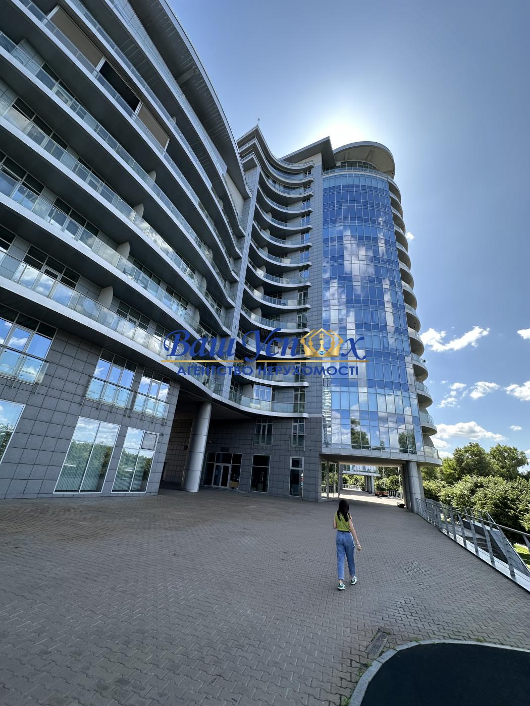 Продажа квартиры с видом на Днепр. ЖК Riviera Riverside