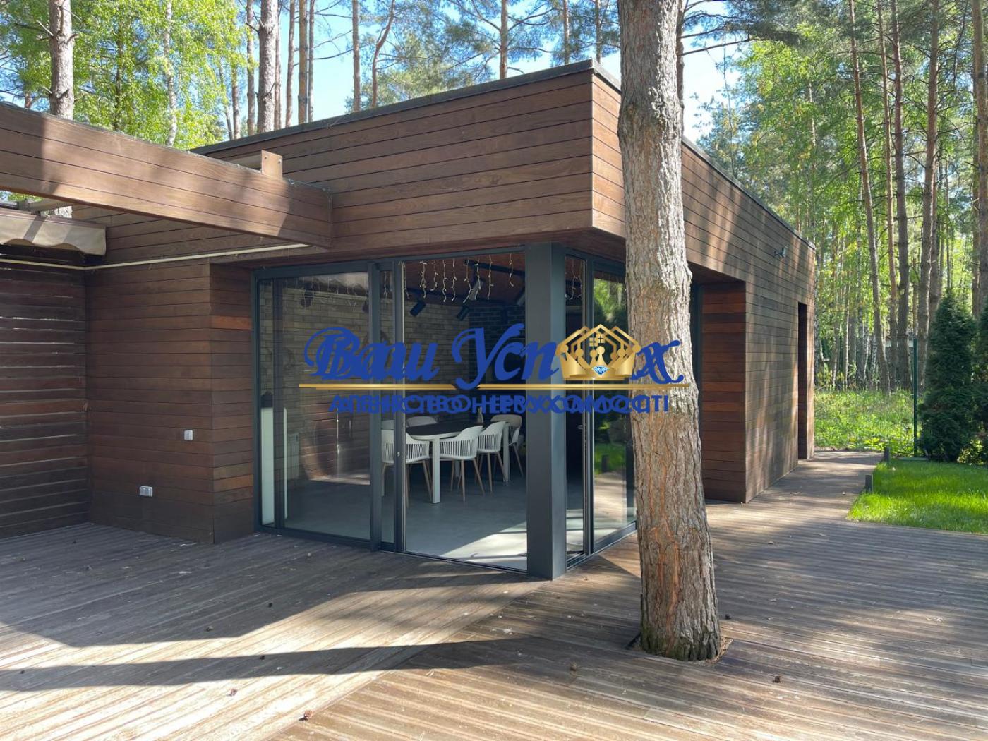 Продажа дома с ремонтом в лесу  . КГ Riviera Village. Лебедевка,