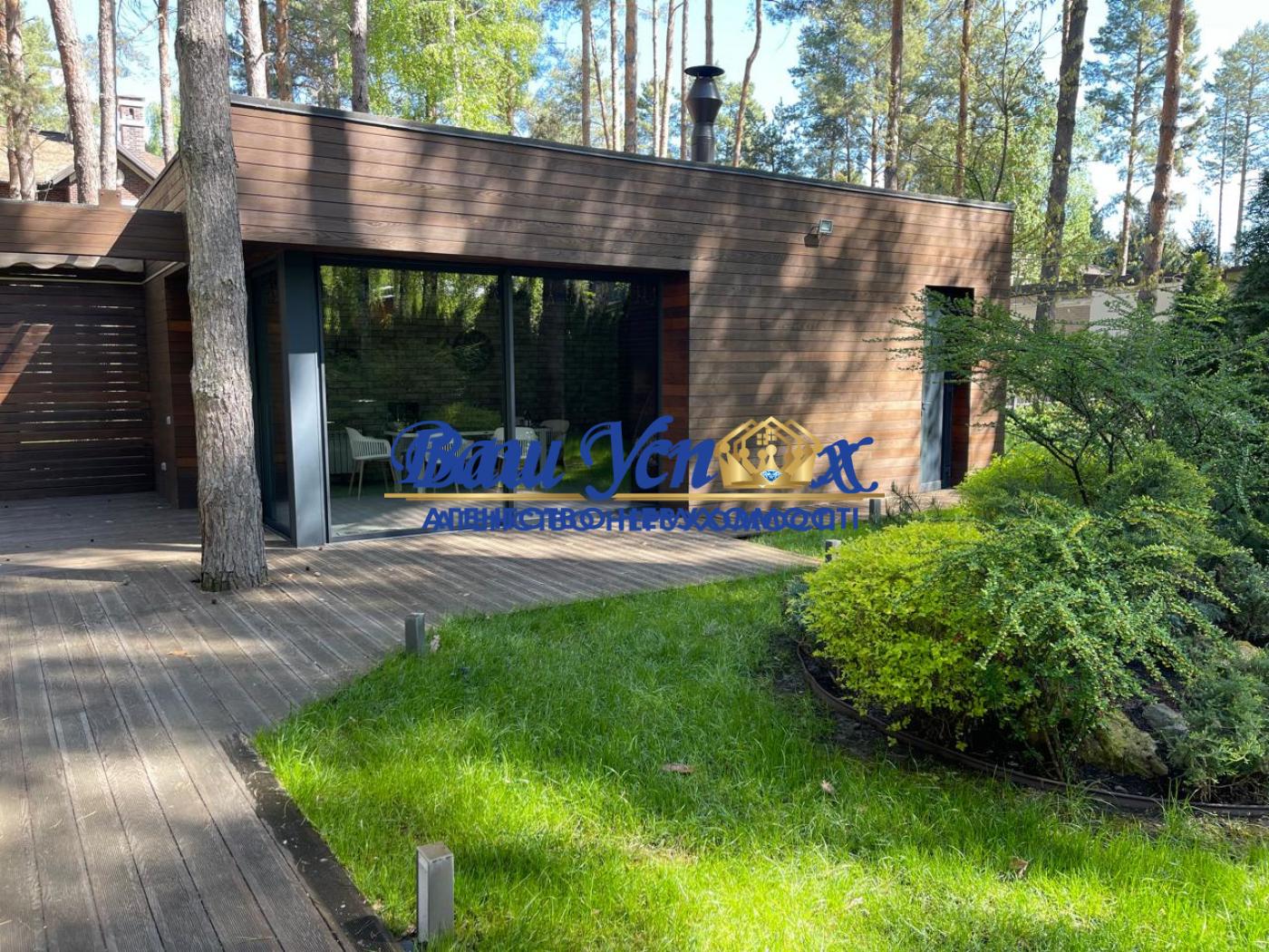 Продажа дома с ремонтом в лесу  . КГ Riviera Village. Лебедевка,