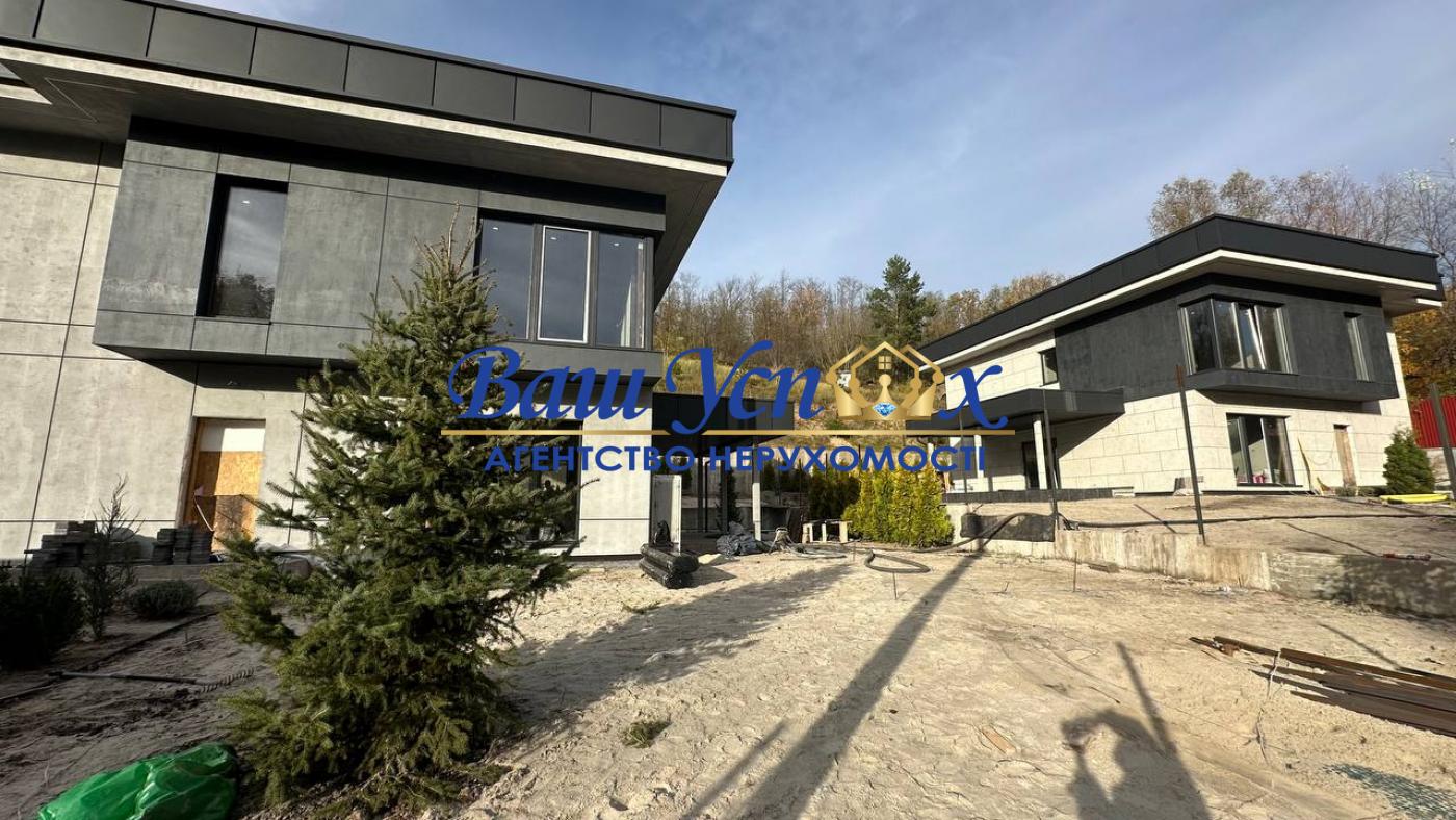 Продажа современного дома село. Лесники .Обуховский район.