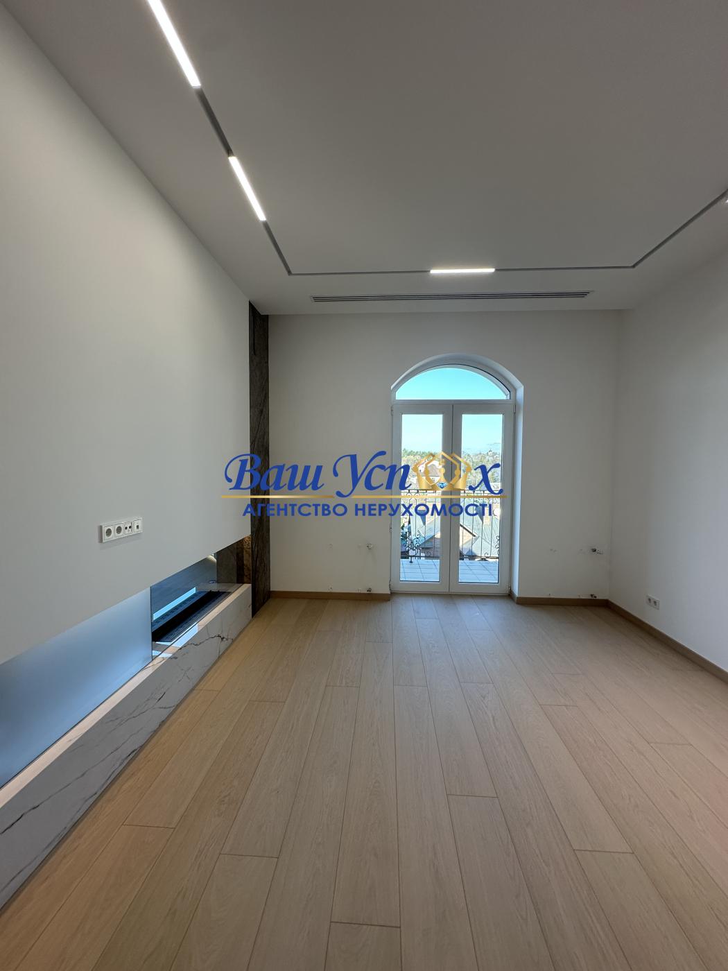 Продажа 5 ком с ремонтом  в центре . ЖК  Renaissance Residence