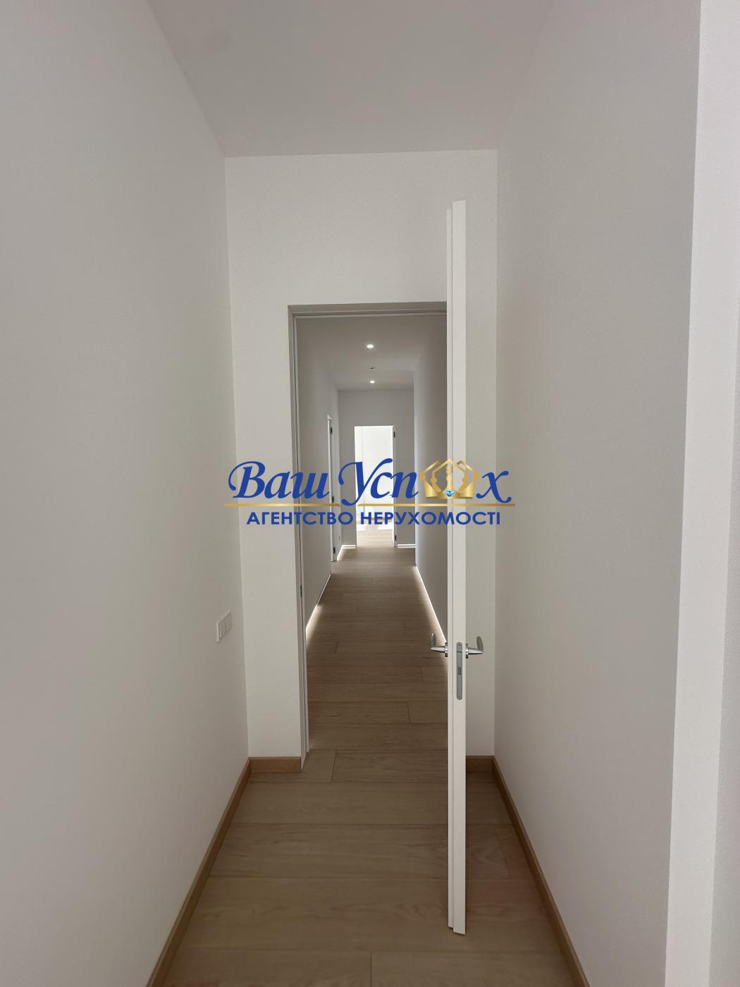 Продажа 5 ком с ремонтом  в центре . ЖК  Renaissance Residence