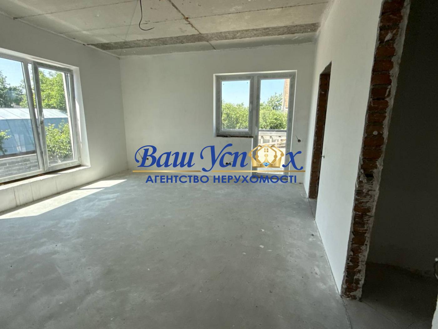 Продаж будинку с басейном Крюківщина, в городке. ТЦ 7 Небо .