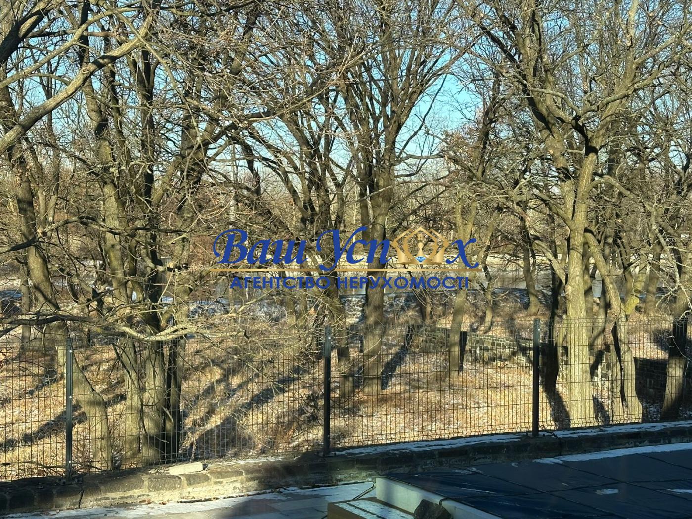 Оренда будинка в городке с выходом на реку .  село Козин