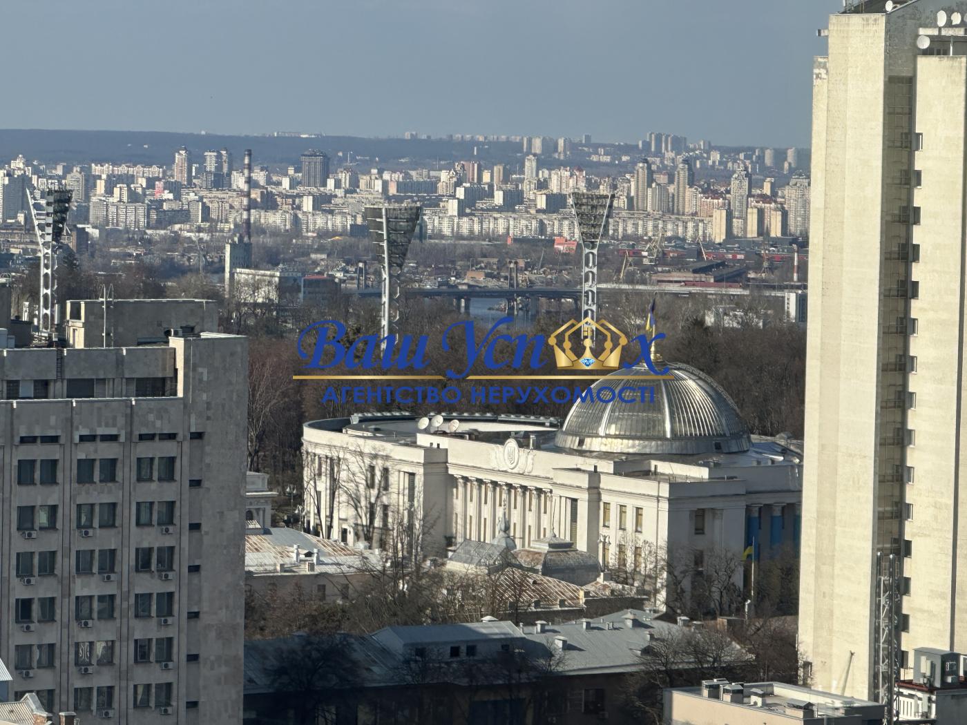 Продажа пентхауса с ремонтом с видом на Днепр. Кловский спуск 5