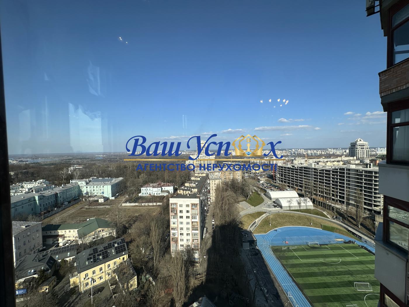 Продажа пентхауса с ремонтом с видом на Днепр. Кловский спуск 5