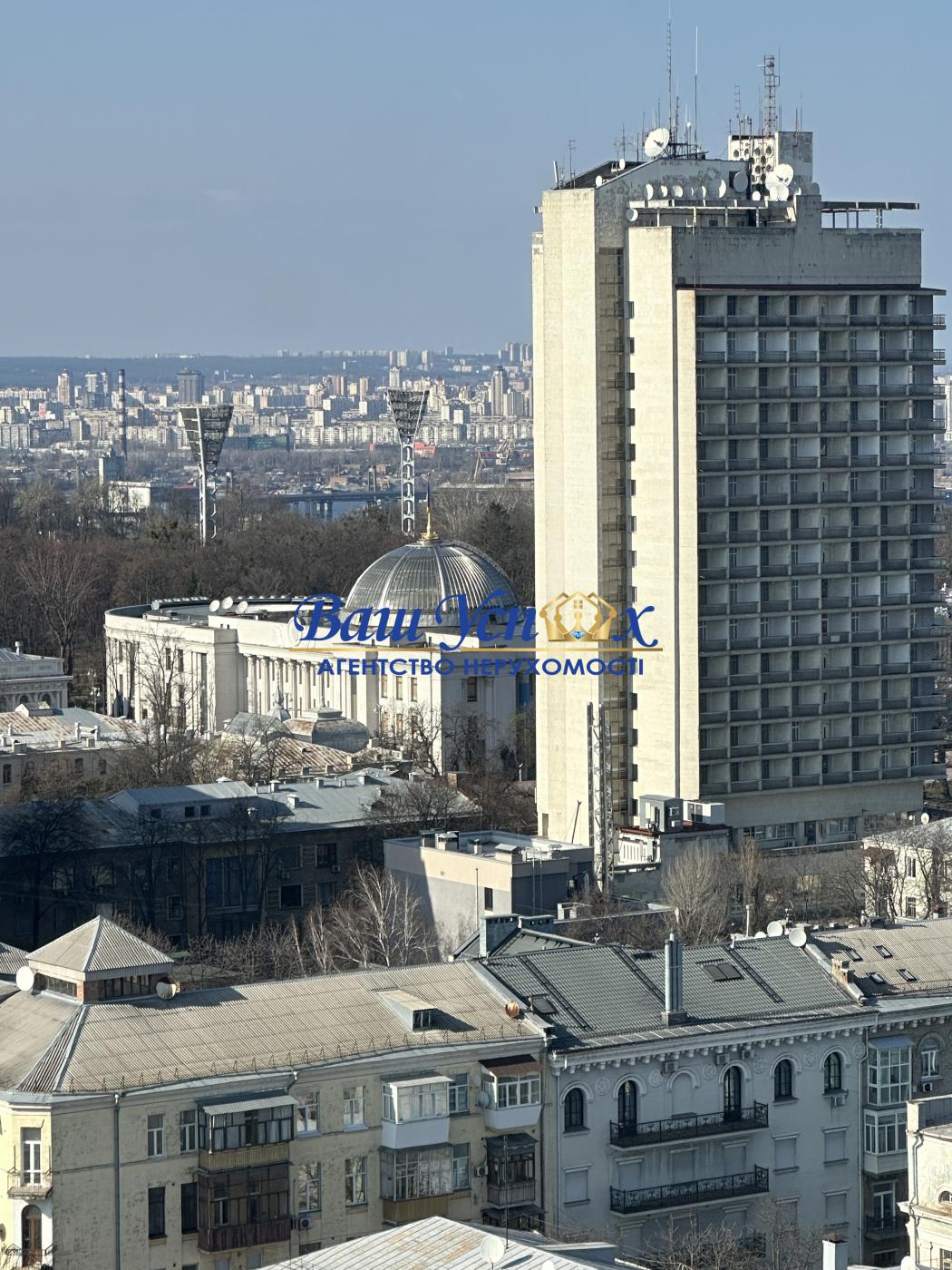 Продажа пентхауса с ремонтом с видом на Днепр. Кловский спуск 5