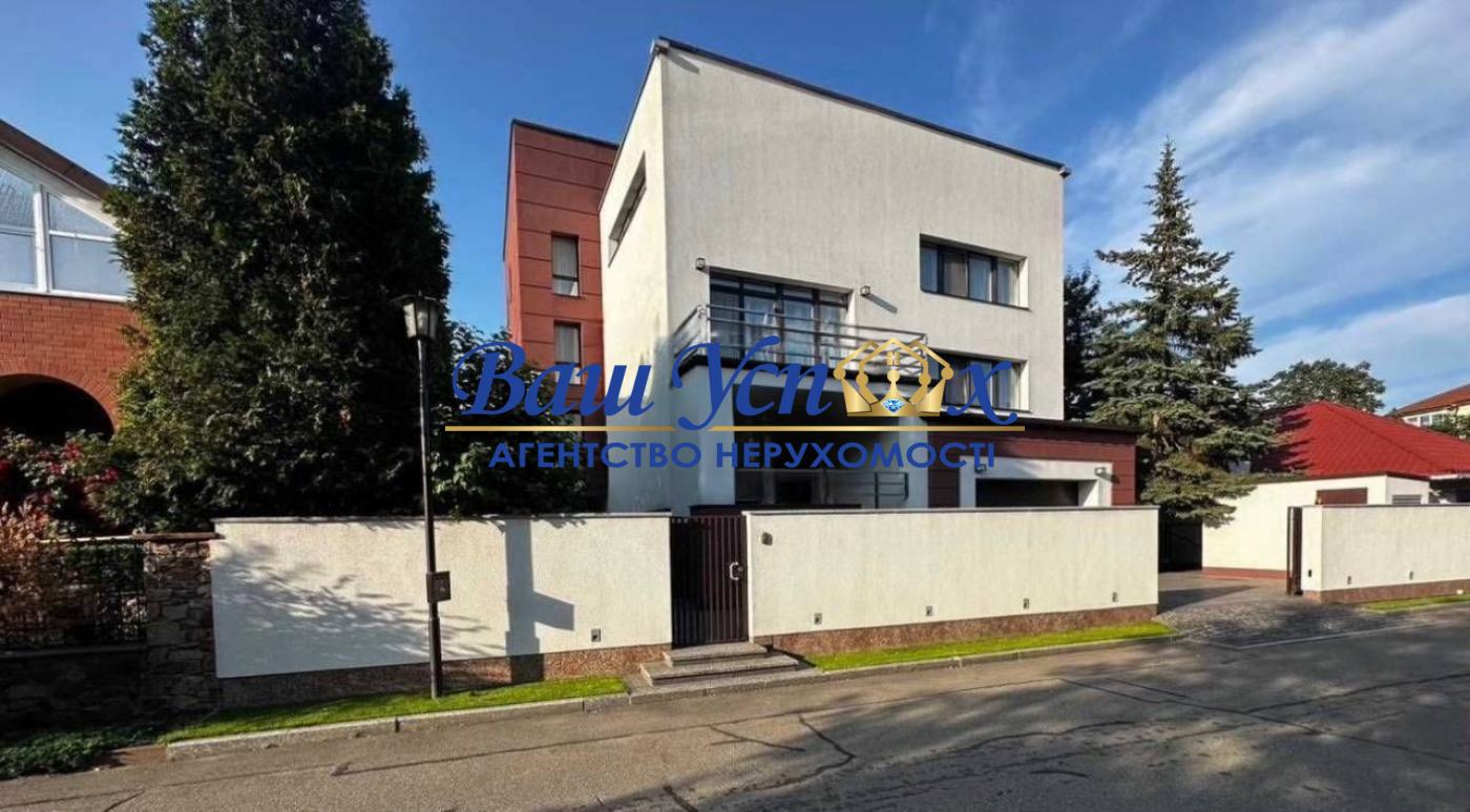 Аренда дома с ремонтом .КГ Золотые Ворота  , село  Козин