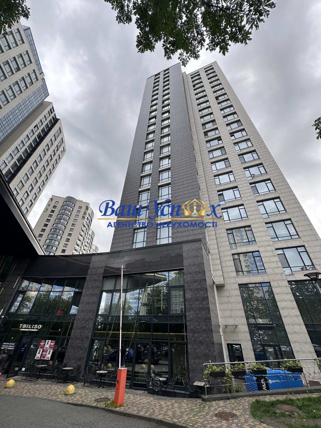 Продажа уникального пентхауса с террасой .  ЖК Park Avenue VIP