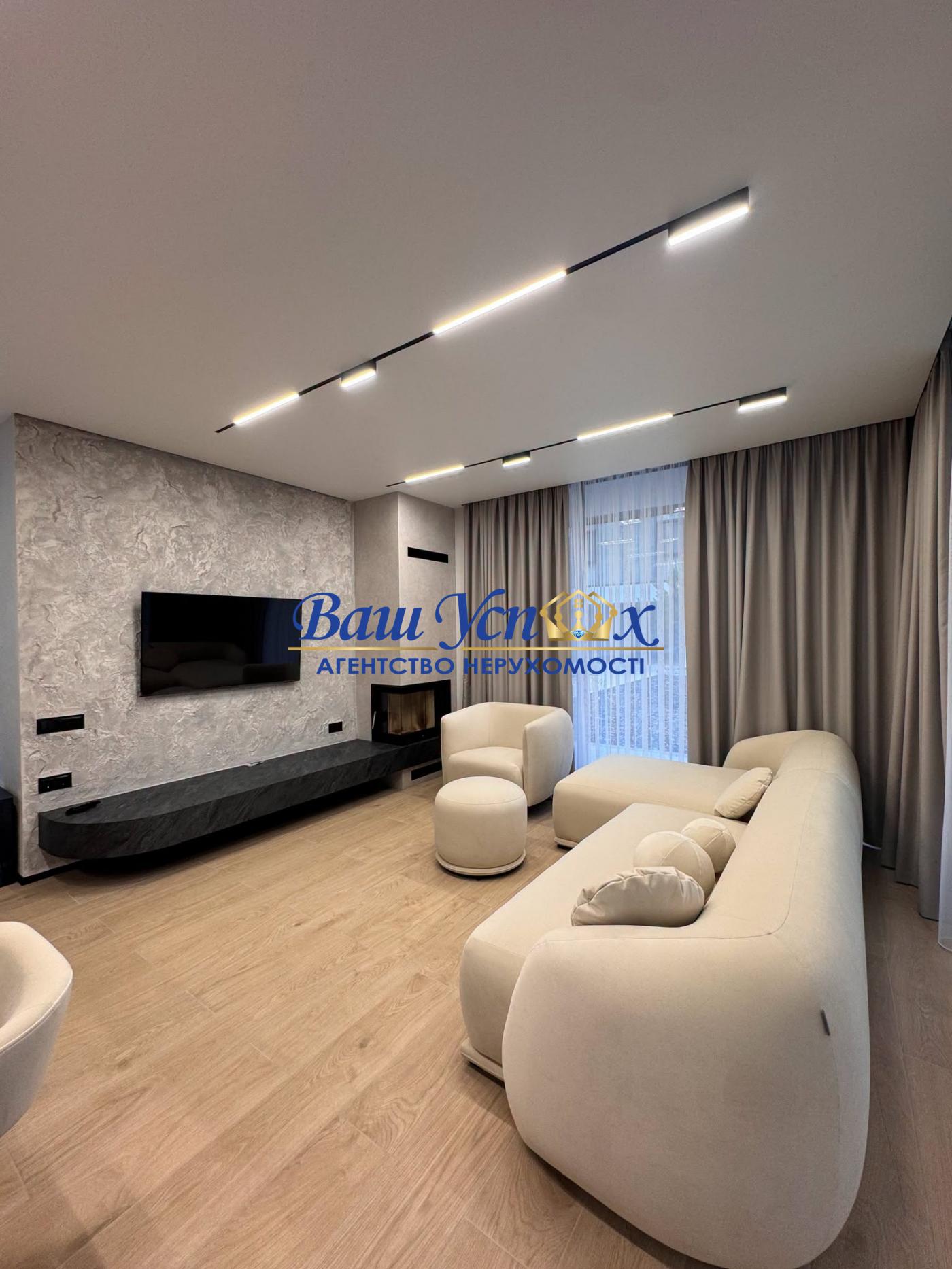Продажа дома с ремонтом у воды в Riviera Village, Вышгород