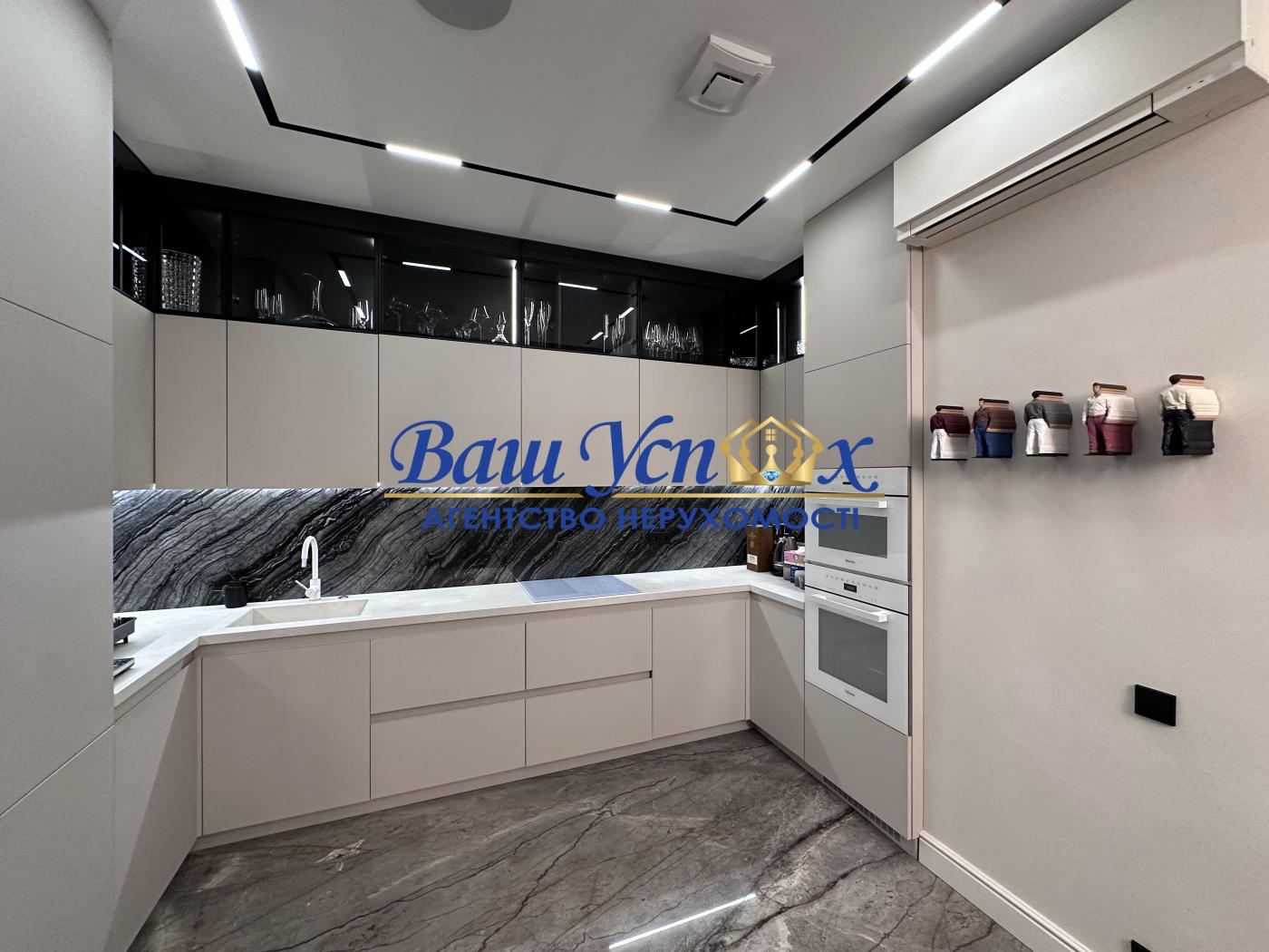 Продажа уникального пентхауса с террасой .  ЖК Park Avenue VIP