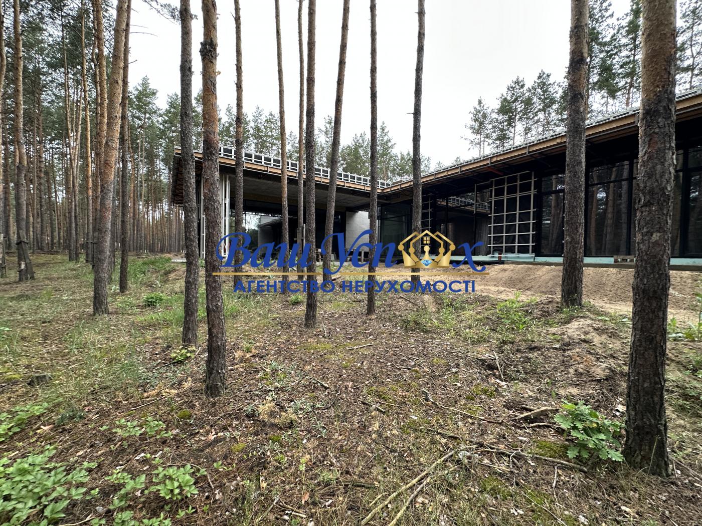 Продажа дома в городке в лесу  село Козин, район Конча- Заспа.
