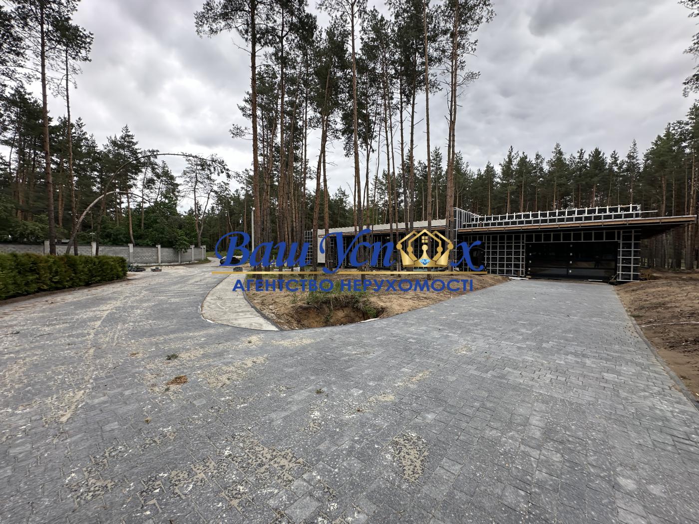 Продаж нового будинку в лісі село Конча-Запса .Городок котеджний